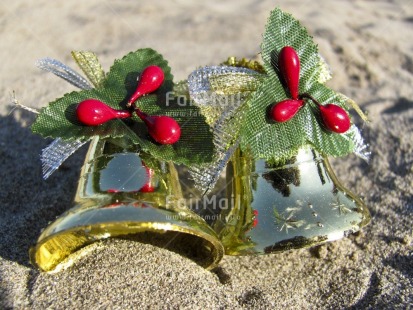 Fair Trade Photo Beach, Christmas, Christmas bell, Colour image, Day, Gold, Green, Horizontal, Outdoor, Peru, Red, South America