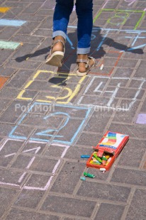 Fair Trade Photo Activity, Chalk, Child, Colour image, Draw, Drawing, Emotions, Feet, Felicidad sencilla, Happiness, Happy, Peru, Play, Playing, South America, Vertical