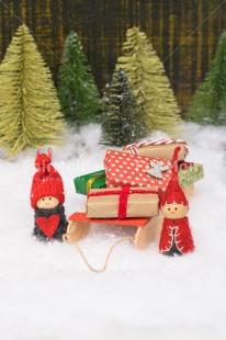 Fair Trade Photo Christmas, Christmas decoration, Colour, Colour image, Doll, Object, Pine, Place, Present, Sledding, Snow, South America, Vertical