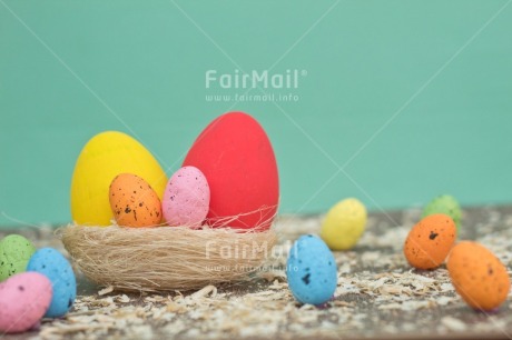 Fair Trade Photo Adjective, Colour, Easter, Egg, Food and alimentation, Horizontal, Nest, Object