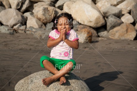 Fair Trade Photo Balance, Beach, Colour image, Horizontal, Meditation, One girl, Outdoor, People, Peru, South America, Spirituality, Wellness, Yoga