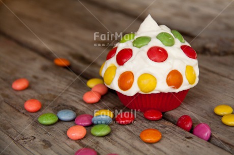 Fair Trade Photo Birthday, Closeup, Colour image, Cupcake, Horizontal, Invitation, Party, Peru, South America, Sweets, Wood