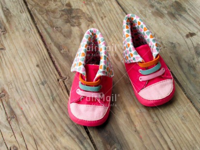 Fair Trade Photo Birth, Closeup, Colour image, Girl, Horizontal, New baby, People, Peru, Shoe, Shooting style, South America