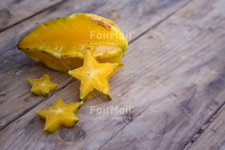 Fair Trade Photo Closeup, Colour image, Food and alimentation, Fruits, Get well soon, Health, Horizontal, Peru, Shooting style, South America, Starfruit, Wellness, Yellow