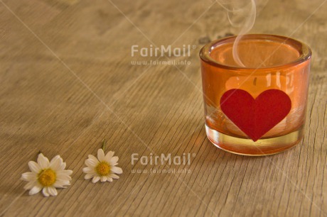 Fair Trade Photo Candle, Colour image, Condolence-Sympathy, Daisy, Day, Fathers day, Flower, Flowers, Glass, Heart, Horizontal, Love, Mothers day, Peru, South America, Table, Valentines day, Wood