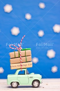 Fair Trade Photo Activity, Adjective, Blue, Car, Celebrating, Christmas, Christmas decoration, Colour, Gift, Object, Present, Snow, Snowflake, Transport, Vertical