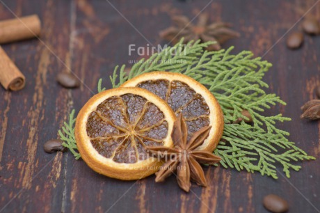 Fair Trade Photo Anise pine, Brown, Christmas, Christmas decoration, Cinnamon, Colour, Colour image, Food and alimentation, Fruits, Horizontal, Object, Orange, Place, South America, Wood