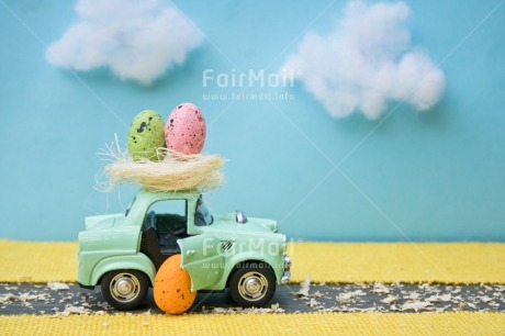 Fair Trade Photo Adjective, Birthday, Car, Cloud, Easter, Egg, Food and alimentation, Horizontal, Moving, Nature, Nest, New beginning, New home, Object, Transport