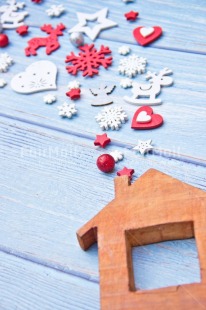 Fair Trade Photo Activity, Adjective, Animals, Blue, Celebrating, Christmas, Christmas decoration, Colour, Heart, Home, House, Nature, Object, Place, Present, Reindeer, Snowflake, Star, Vertical, White, Wood
