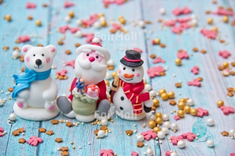 Fair Trade Photo Activity, Adjective, Blue, Celebrating, Christmas, Christmas decoration, Colour, Gold, Horizontal, Object, People, Pink, Present, Santaclaus, Snowman