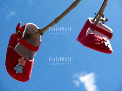 Fair Trade Photo Birth, Colour image, Day, Flower, Horizontal, New baby, Outdoor, Peru, Pink, Seasons, Shoe, Sky, South America, Summer