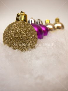 Fair Trade Photo Christmas, Christmas ball, Closeup, Gold, Peru, Purple, Snow, South America, Studio, Vertical, White